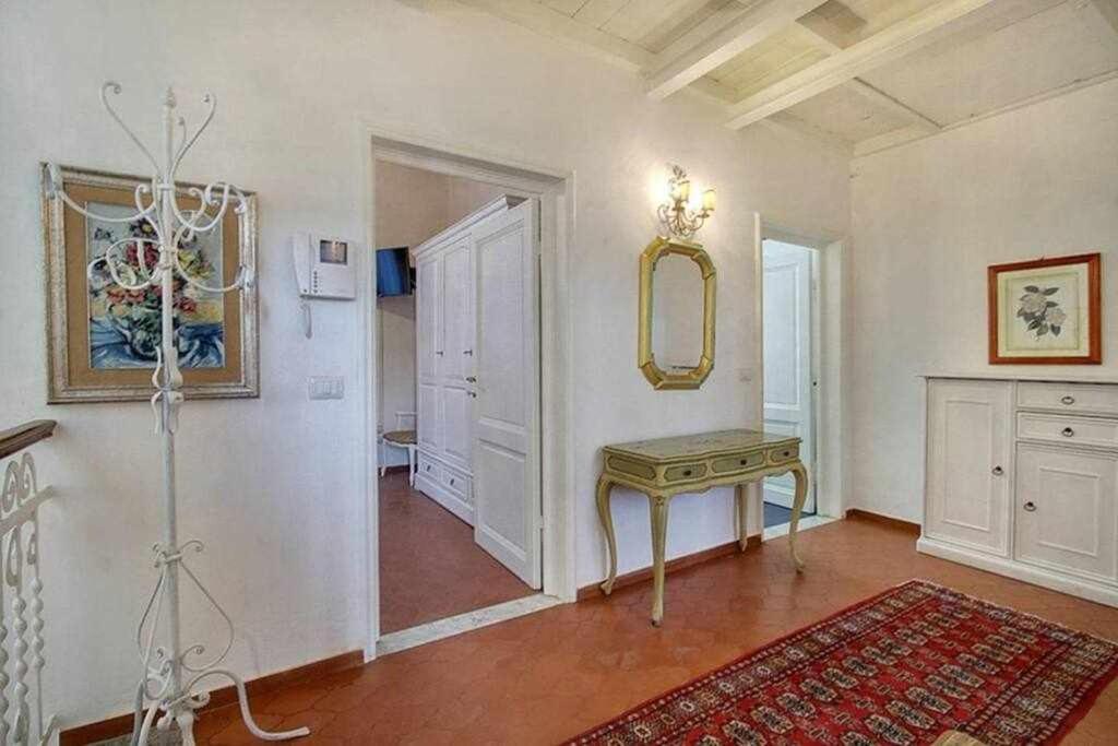 Santa Croce Elegant With Garage Leilighet Firenze Eksteriør bilde