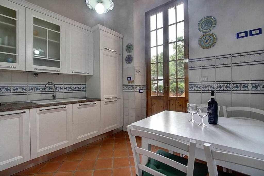 Santa Croce Elegant With Garage Leilighet Firenze Eksteriør bilde