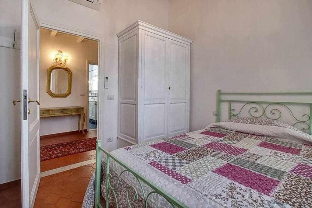 Santa Croce Elegant With Garage Leilighet Firenze Eksteriør bilde